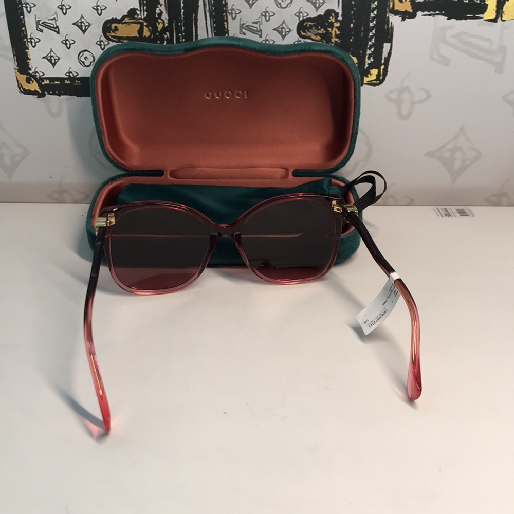 New ✨ Authentic Gucci GG1010S 004 Oversized Cat-Eye Sunglasses ✨ - Picture 7 of 13